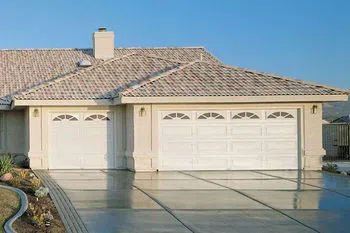 Master Garage Door Service Pomona, CA 909-632-4358 - garage-gdr-17m